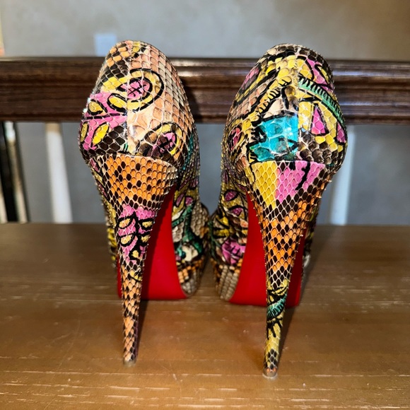 Christian LOUBOUTIN ~ Real PYTHON open toes Bianca Pumps ~ US: 6;EU:36*AUTHENTIC - Picture 5 of 9